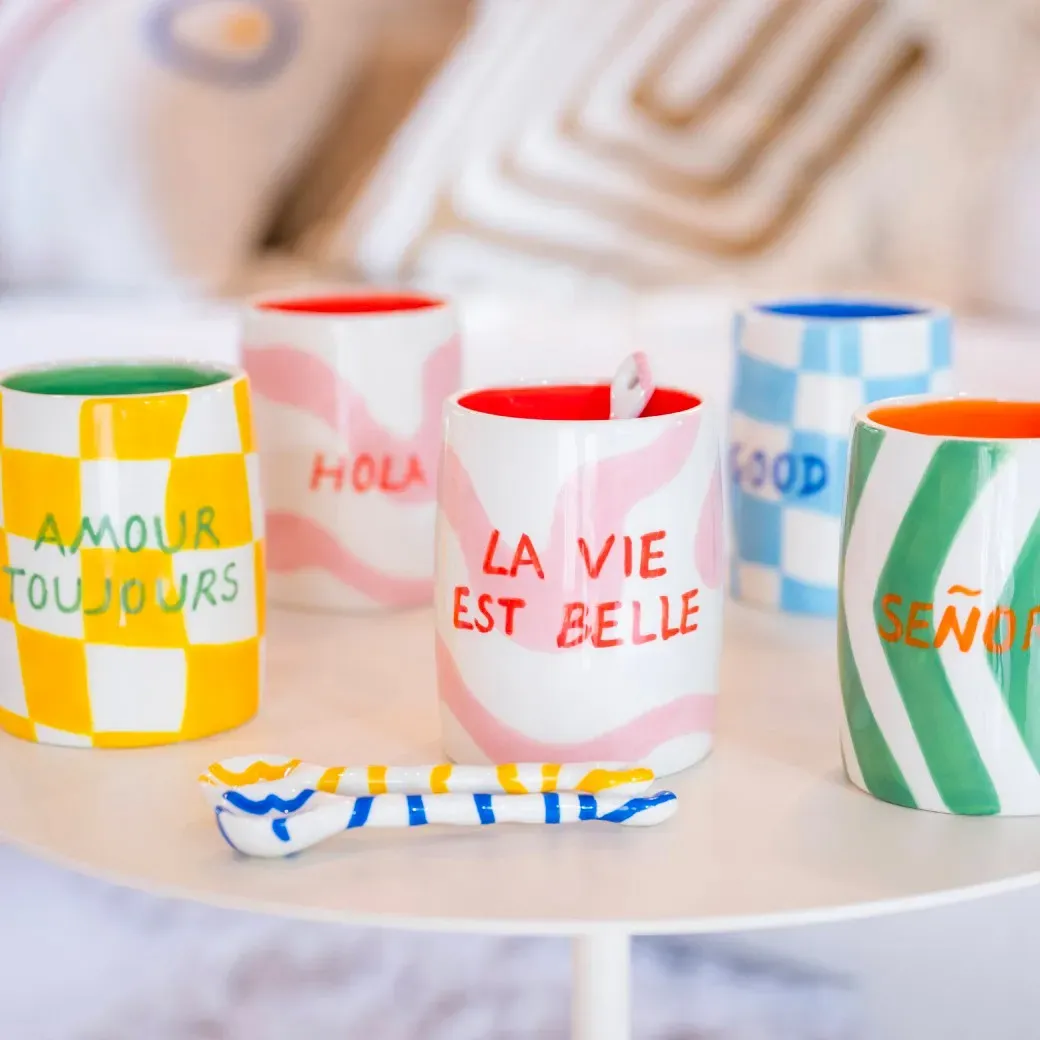 Mug Elias - La Vie Est Belle